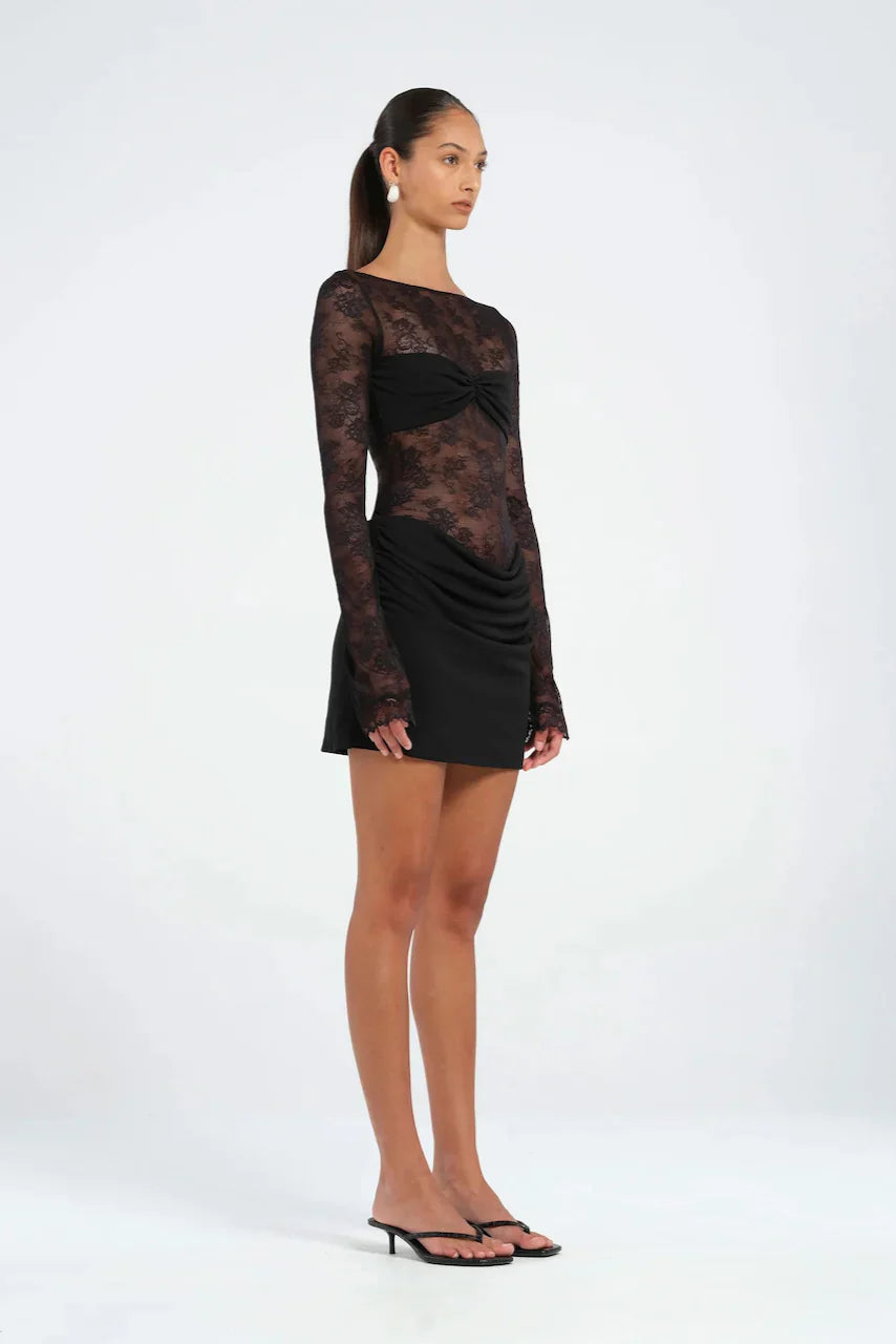 NEOMI | Elegantes Spitzen-Minikleid