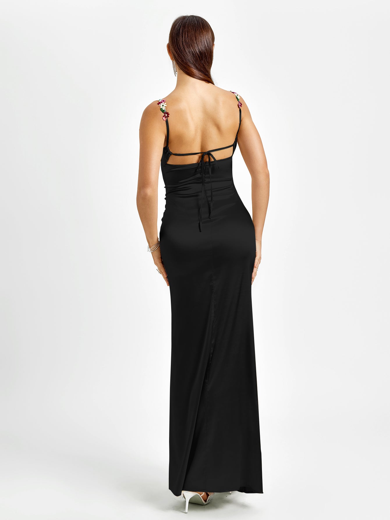 SARAH | Verziertes Satin Maxi Kleid
