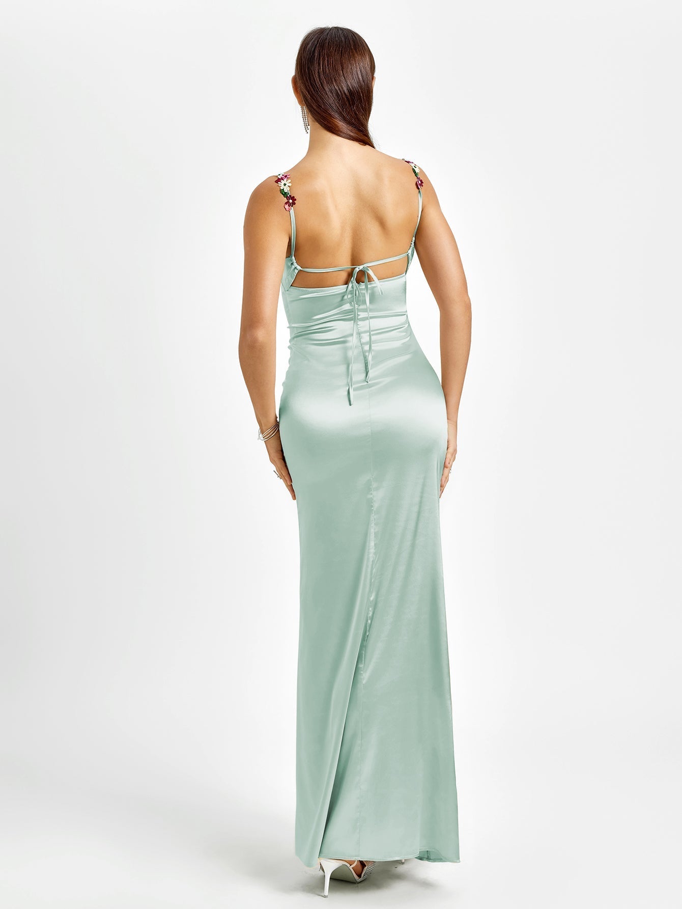 SARAH | Verziertes Satin Maxi Kleid
