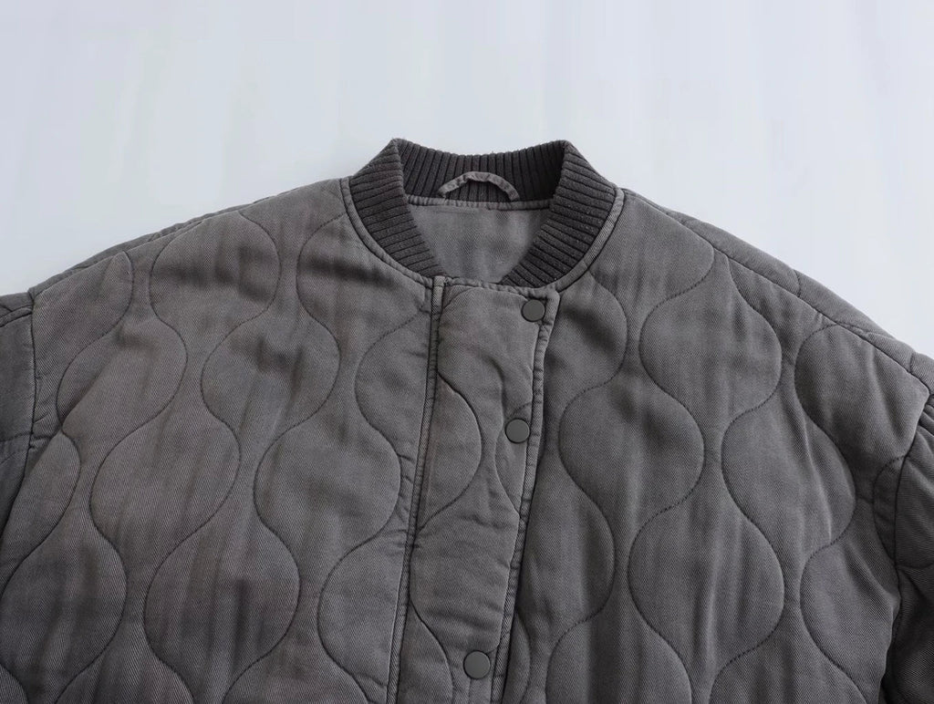 MALIN | Minimalistische Bomberjacke
