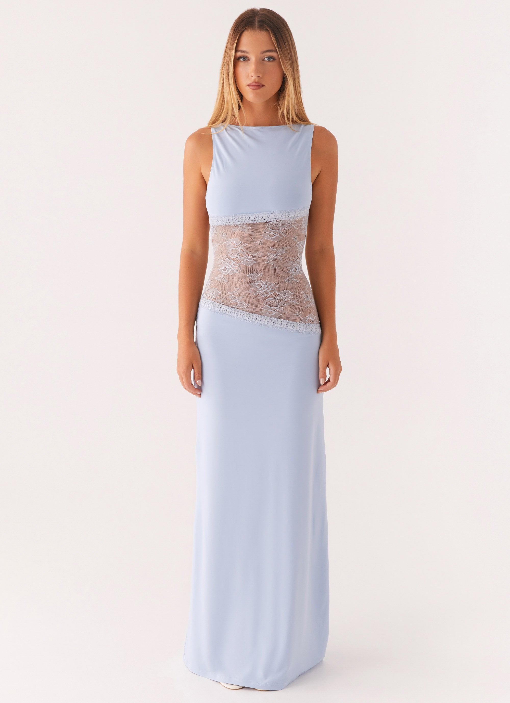 SELENA | Elegante con cortes