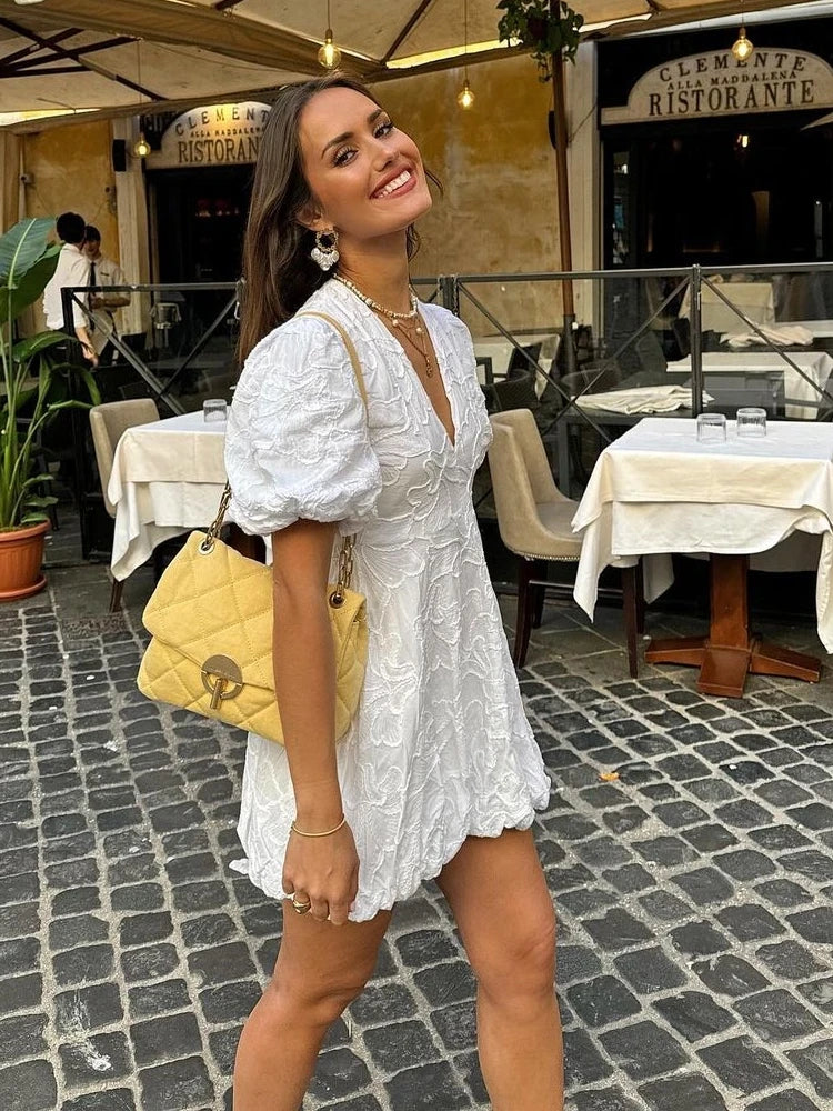 Vestido Corto ALICE | Con Relieve y Mangas Abullonadas