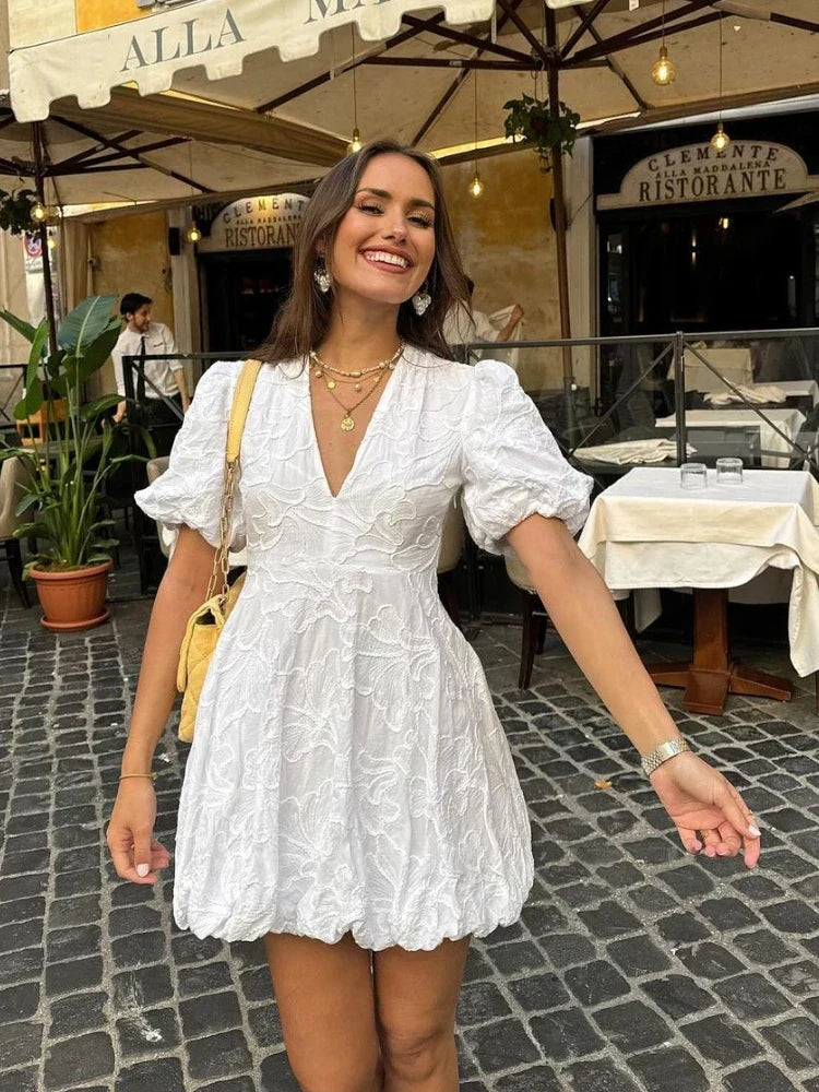 Vestido Corto ALICE | Con Relieve y Mangas Abullonadas