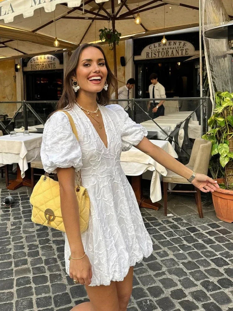 Vestido Corto ALICE | Con Relieve y Mangas Abullonadas