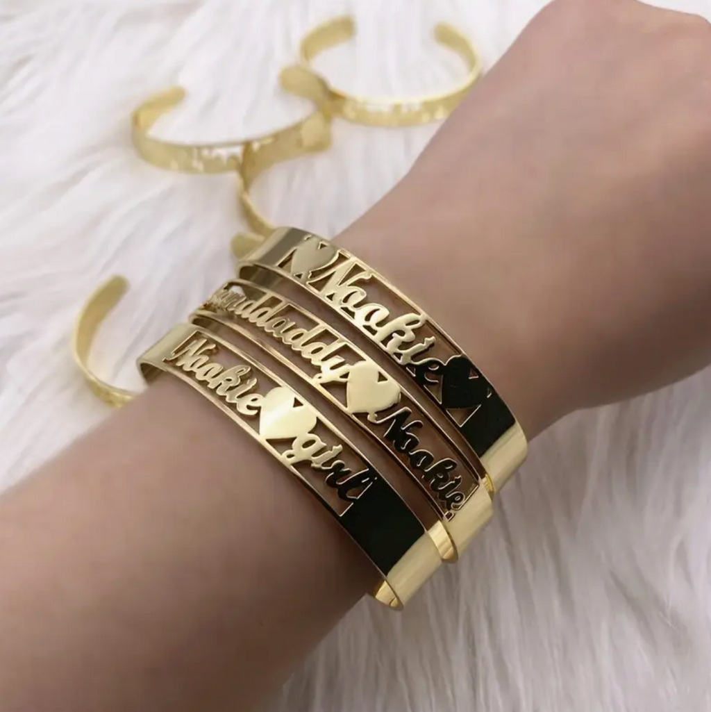 Personalized Love Heart Bracelet