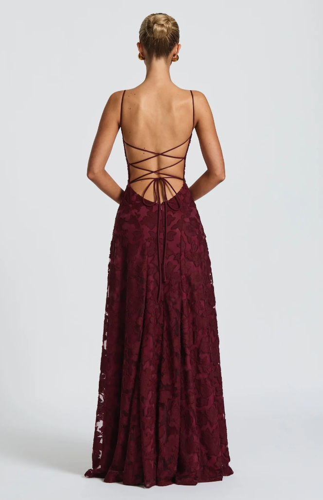 SOFIA | Elegantes Spitzen Maxi Kleid