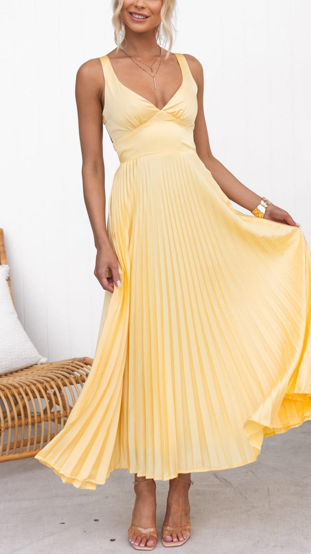 MALKA | Stilvolles Maxikleid mit Zartem Fall