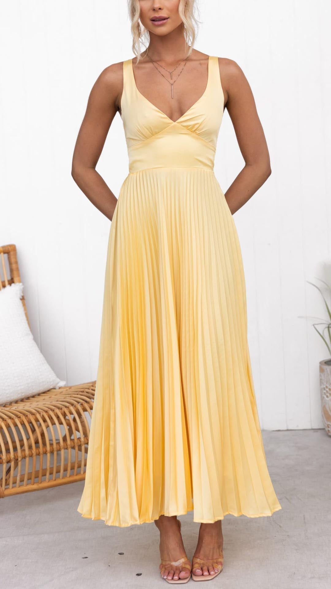 MALKA | Stilvolles Maxikleid mit Zartem Fall