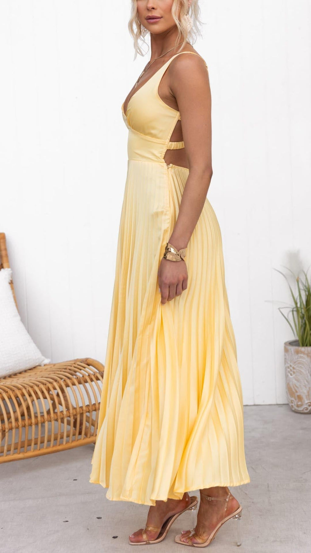 MALKA | Stilvolles Maxikleid mit Zartem Fall