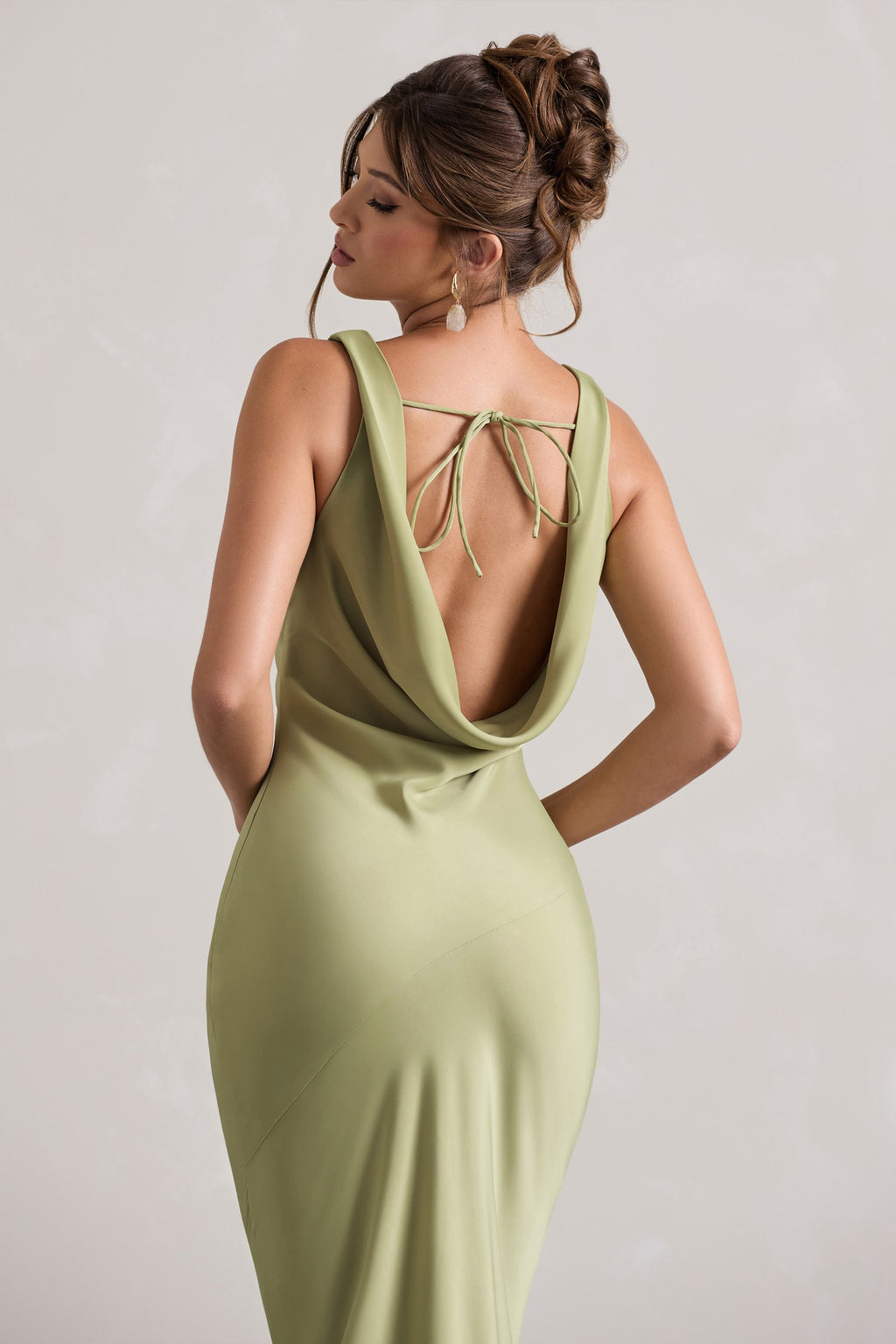 LENA | Minimalistisches Maxi Kleid mit Drapiertem Ausschnitt