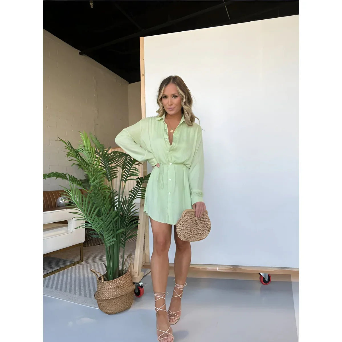 KATHARINA | Vestido con cortes