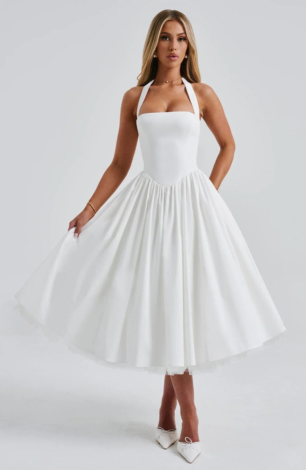 TESSA | Vestido midi con tirantes inspirado en lo vintage
