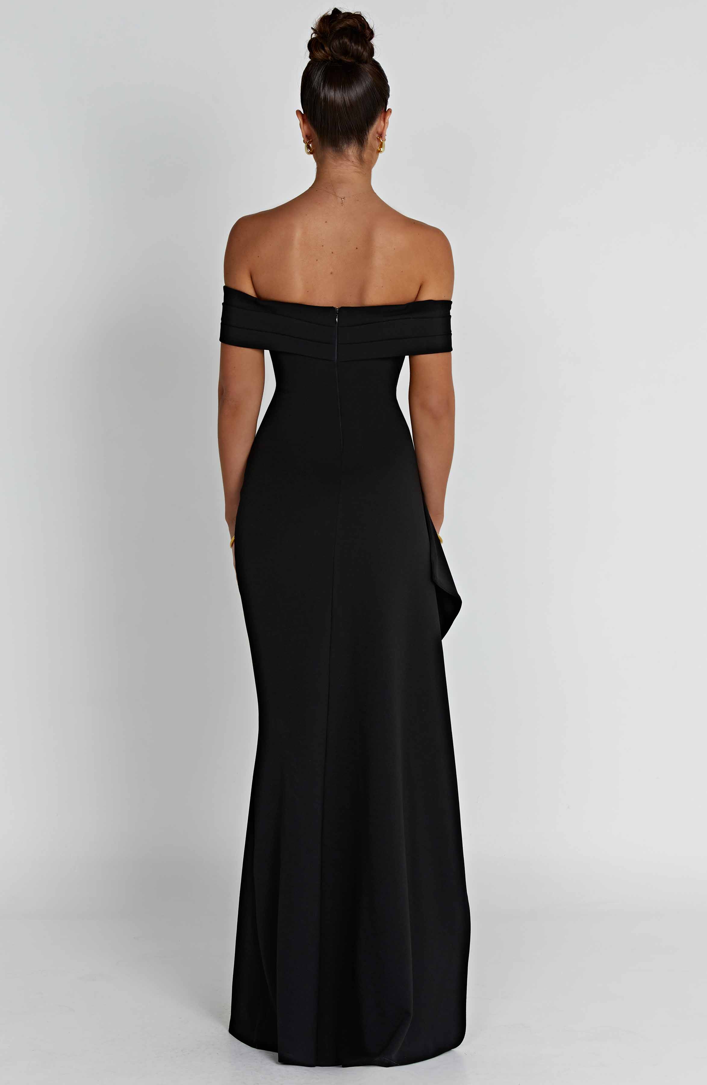 KIM | Off-Shoulder Satin Maxi Kleid