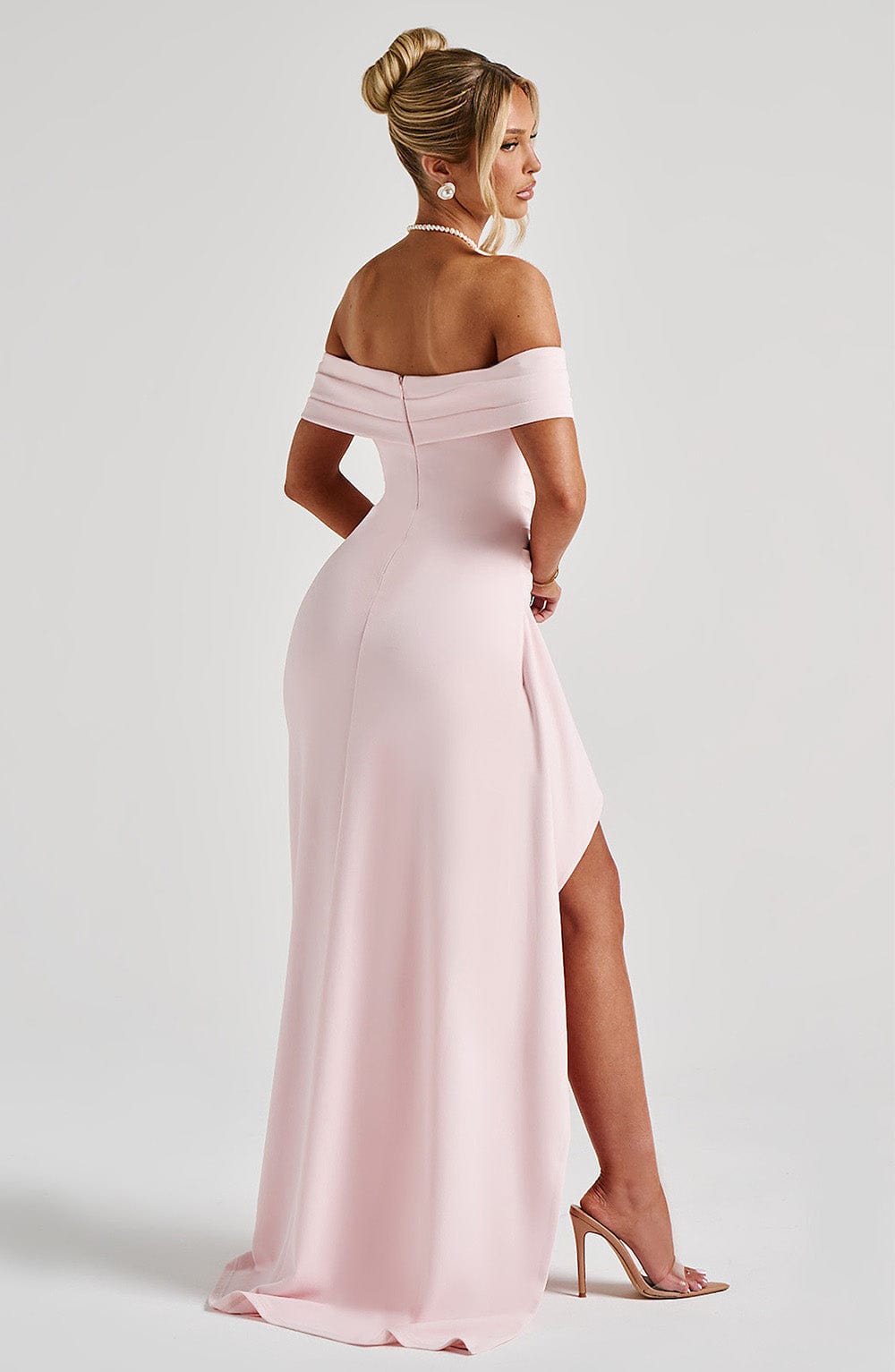 KIM | Off-Shoulder Satin Maxi Kleid