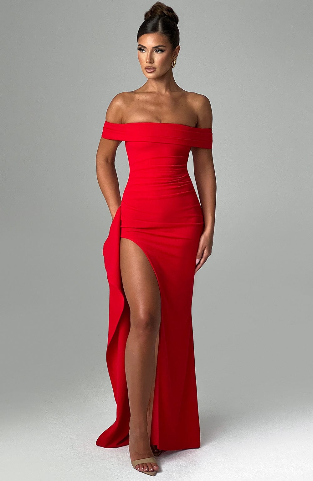 KIM | Off-Shoulder Satin Maxi Kleid