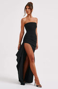 MEADOW | Glamouröses Bandeau Maxi Kleid mit Schlitz